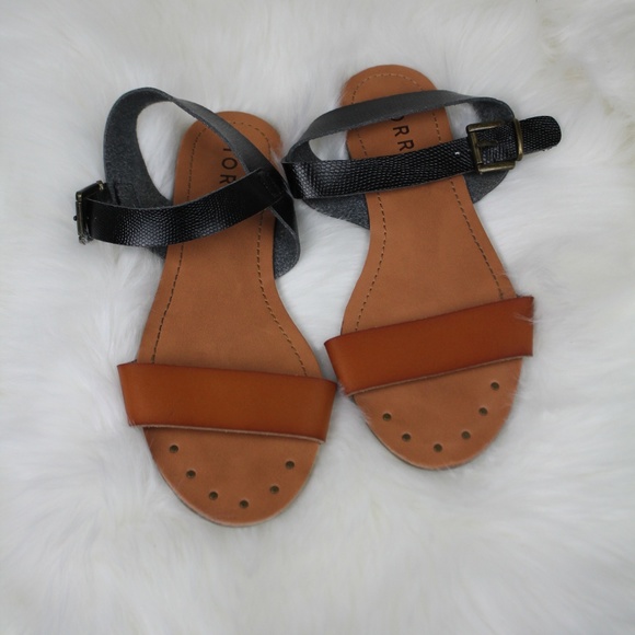 torrid Shoes - Torrid Black Ankle Strap Brown Single Strap Sandal